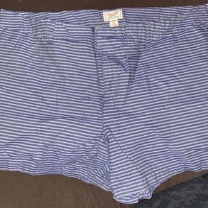 Gap Striped shorts